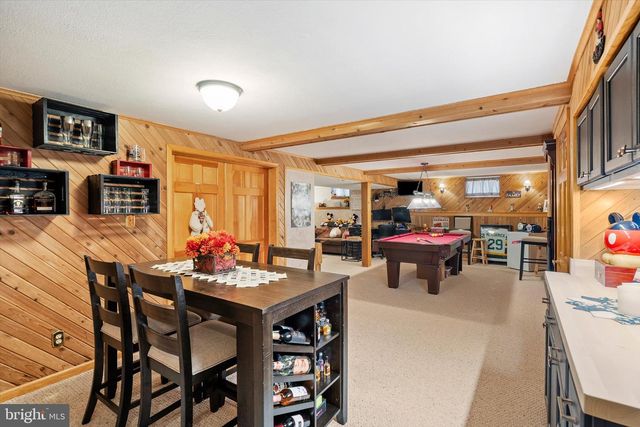 11 HOLLYNOLL DR, Hamilton, NJ 08619