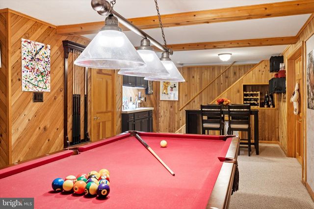 11 HOLLYNOLL DR, Hamilton, NJ 08619