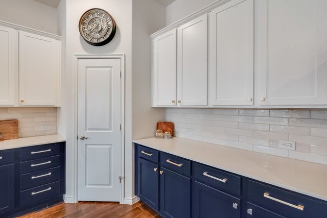 11221 Summer Rain Boulevard, Aubrey, TX 76227