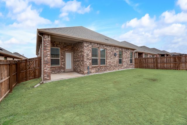 11221 Summer Rain Boulevard, Aubrey, TX 76227