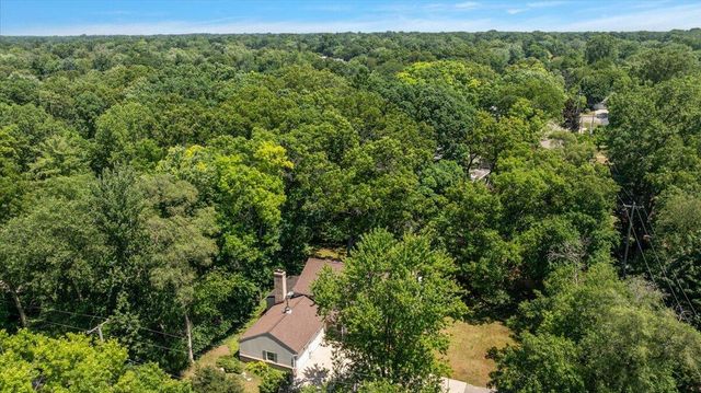 1354 Cornell Avenue Se, East Grand Rapids, MI 49506