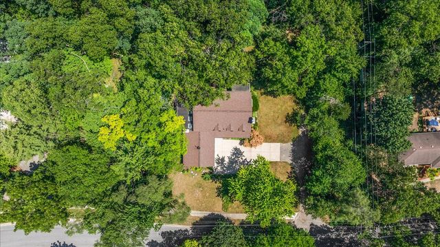 1354 Cornell Avenue Se, East Grand Rapids, MI 49506