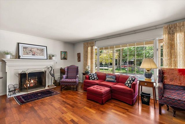 1354 Cornell Avenue Se, East Grand Rapids, MI 49506