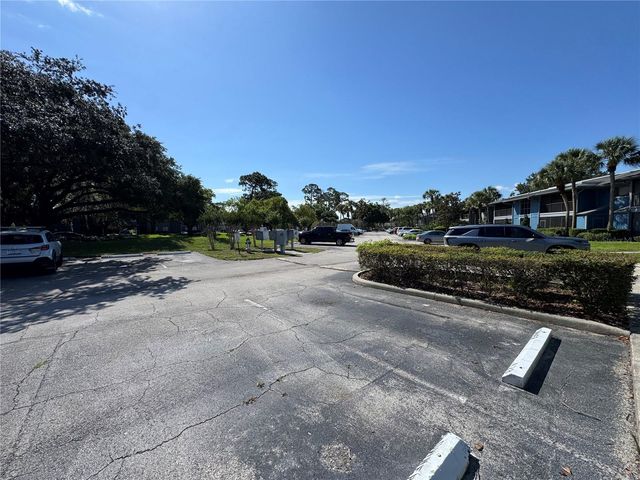 2372 OAK PARK WAY 104, Orlando, FL 32822