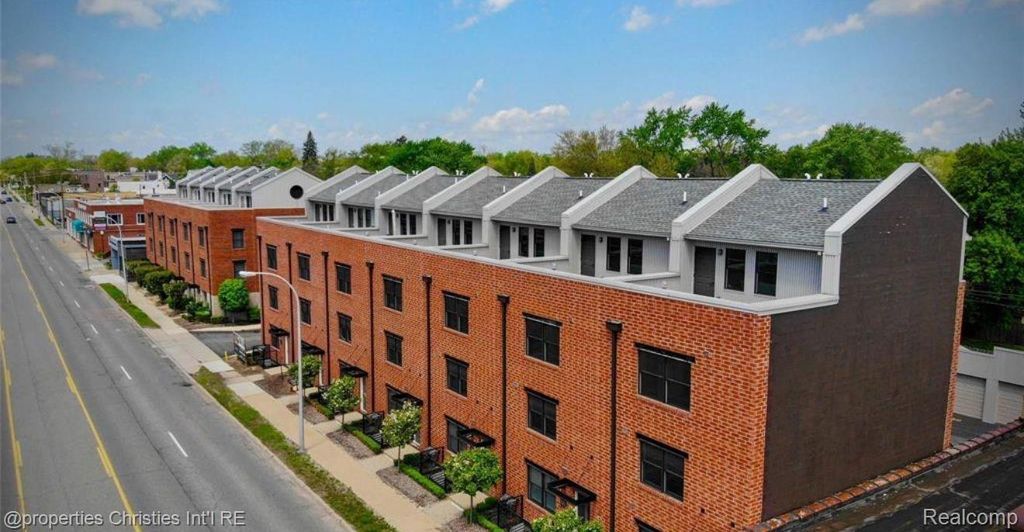 642 W 11 MILE Road, Royal Oak, MI 48067