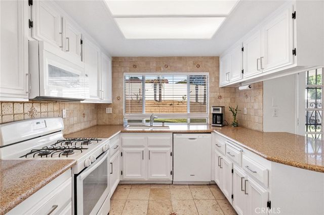 34074 Autumn Sage Court, Wildomar, CA 92595
