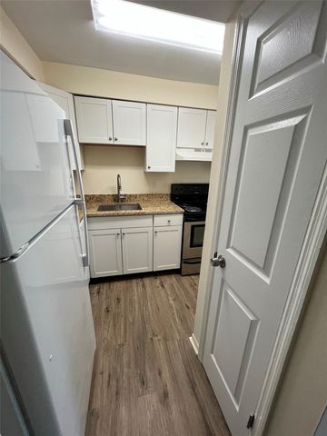 524 GEORGETOWN DR B, Casselberry, FL 32707