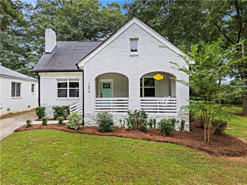 1696 Emerald SW Avenue, Atlanta, GA 30310