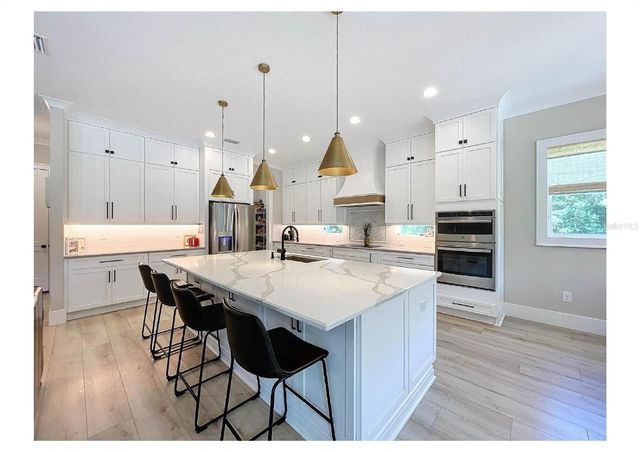 18460 PURPLE CREEK LANE, Lutz, FL 33549