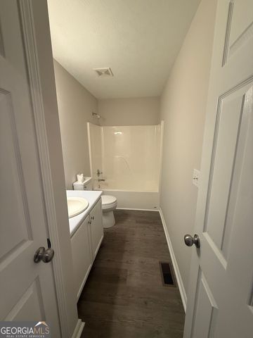 7020 Brookton Lane, Gainesville, GA 30507