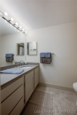 1 Riverpointe Plaza 321, Jeffersonville, IN 47130