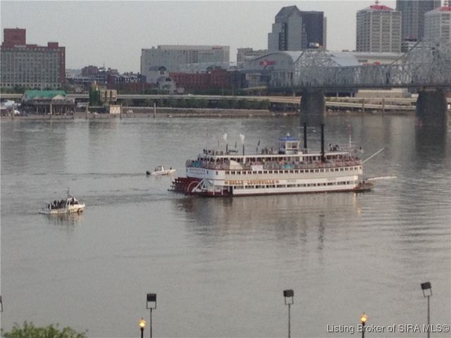 1 Riverpointe Plaza 321, Jeffersonville, IN 47130