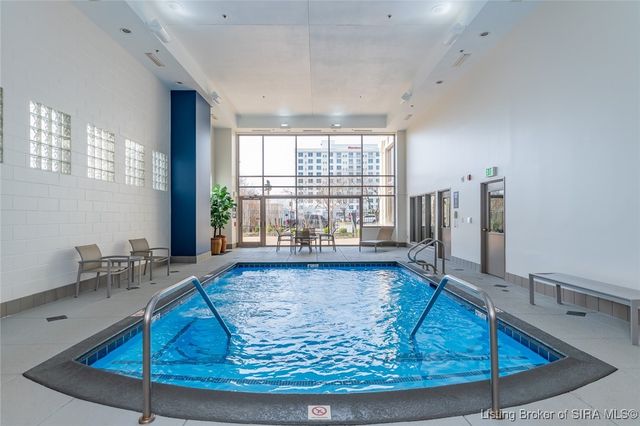 1 Riverpointe Plaza 321, Jeffersonville, IN 47130