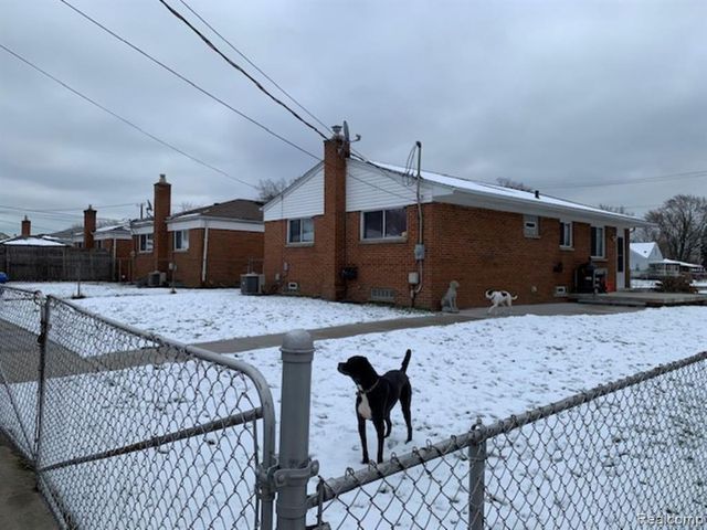 14405 Stephens Road, Warren, MI 48089