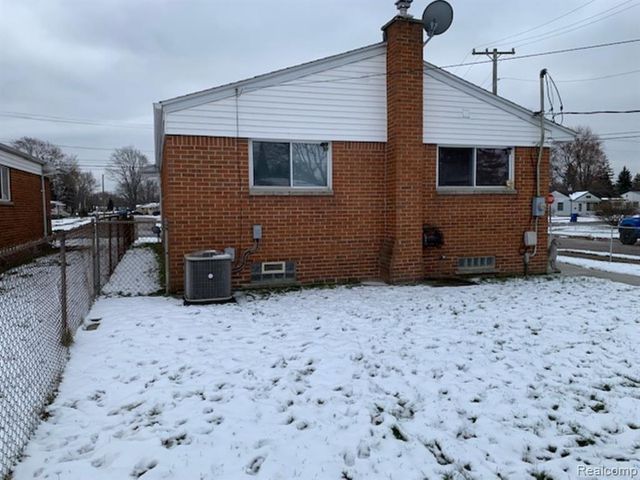 14405 Stephens Road, Warren, MI 48089