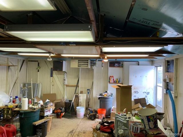 14405 Stephens Road, Warren, MI 48089