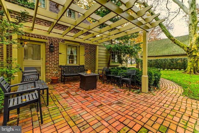 1349 KINGS HWY, Pilesgrove, NJ 08098