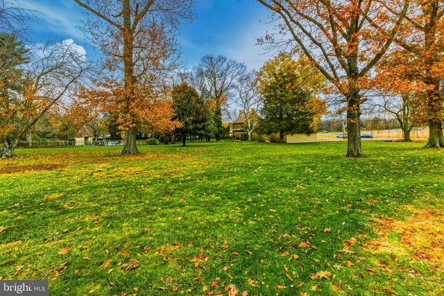 1349 KINGS HWY, Pilesgrove, NJ 08098