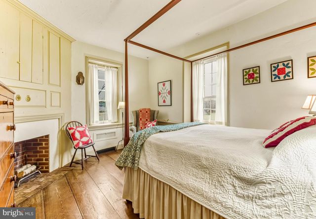 1349 KINGS HWY, Pilesgrove, NJ 08098