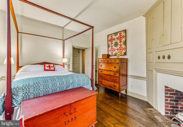 1349 KINGS HWY, Pilesgrove, NJ 08098