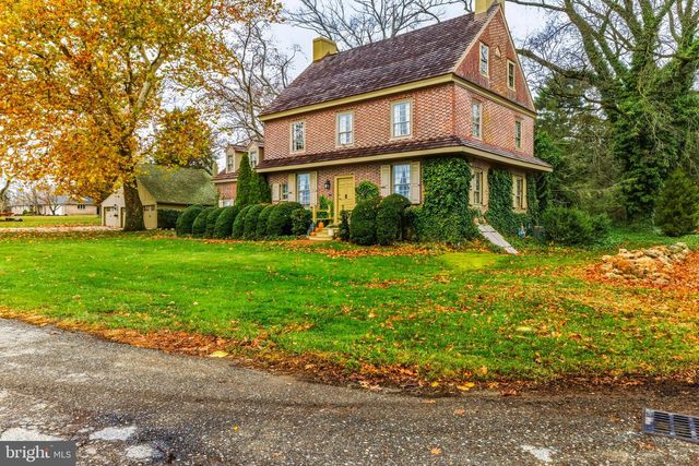 1349 KINGS HWY, Pilesgrove, NJ 08098