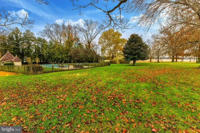 1349 KINGS HWY, Pilesgrove, NJ 08098