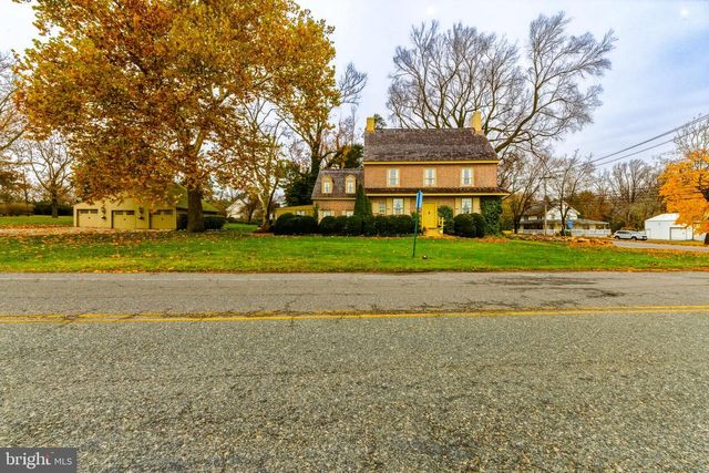 1349 KINGS HWY, Pilesgrove, NJ 08098