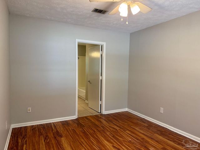502 Chaseville St, Pensacola, FL 32507