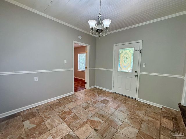 502 Chaseville St, Pensacola, FL 32507