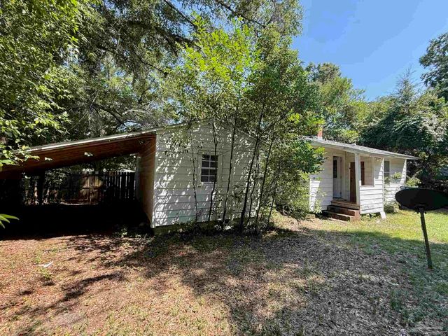 502 Chaseville St, Pensacola, FL 32507