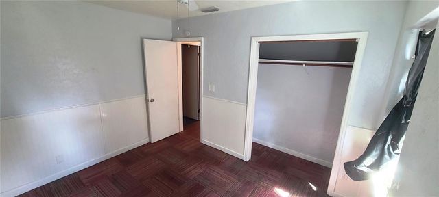 210 W LINEBAUGH AVENUE, Tampa, FL 33612