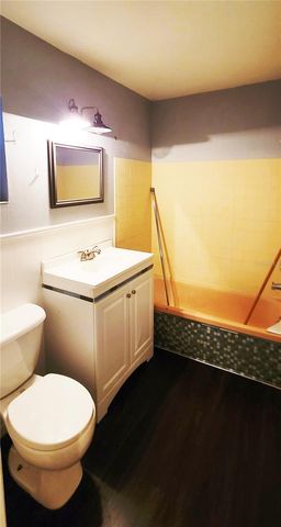 210 W LINEBAUGH AVENUE, Tampa, FL 33612