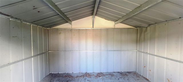 210 W LINEBAUGH AVENUE, Tampa, FL 33612