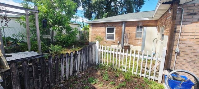 210 W LINEBAUGH AVENUE, Tampa, FL 33612