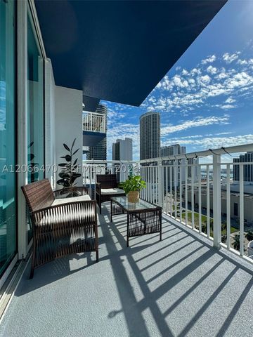 275 NE 18th St 2004, Miami, FL 33132