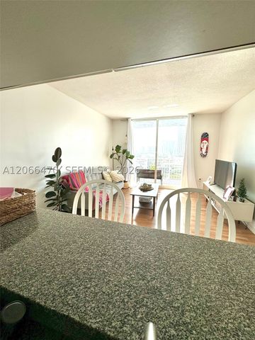 275 NE 18th St 2004, Miami, FL 33132