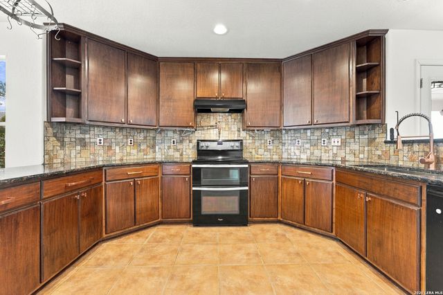 233 JULIAN PT, Cibolo, TX 78108