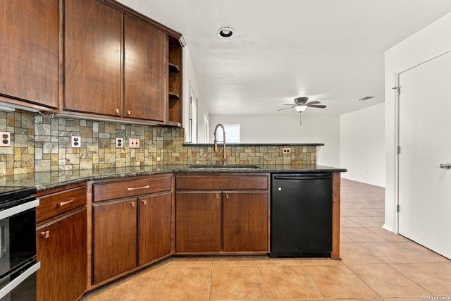 233 JULIAN PT, Cibolo, TX 78108
