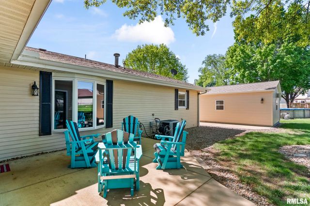 82 Stony Creek Drive, Chatham, IL 62629