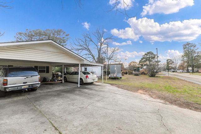 200 Forrest Street, Headland, AL 36345