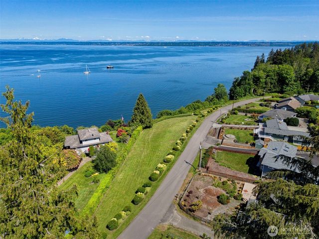 24115 Madura Drive NE, Kingston, WA 98346