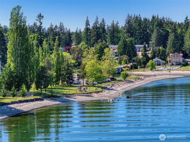 24115 Madura Drive NE, Kingston, WA 98346