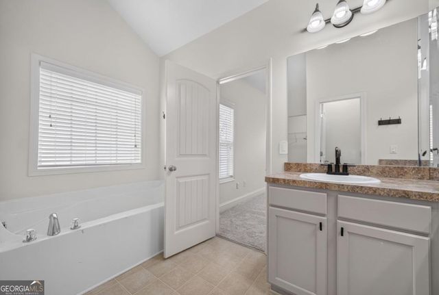 6280 Cove Creek Drive, Flowery Branch, GA 30542
