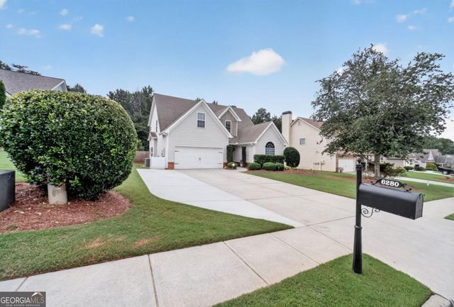 6280 Cove Creek Drive, Flowery Branch, GA 30542