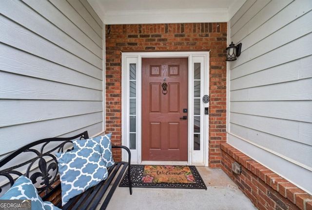 6280 Cove Creek Drive, Flowery Branch, GA 30542
