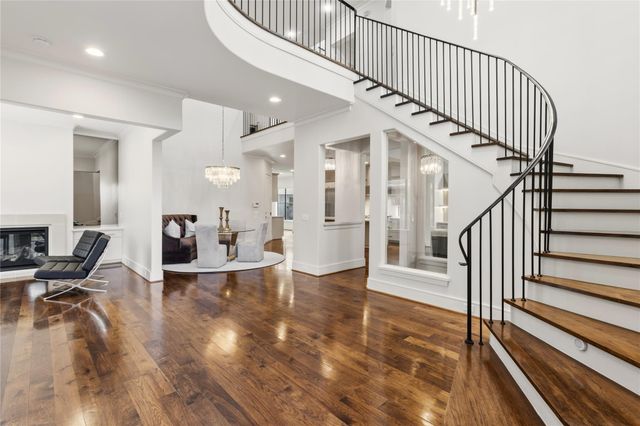 6011 Burgoyne Road A, Houston, TX 77057