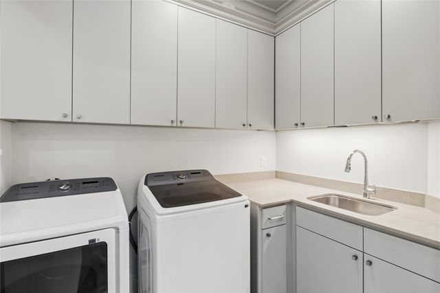 6011 Burgoyne Road A, Houston, TX 77057