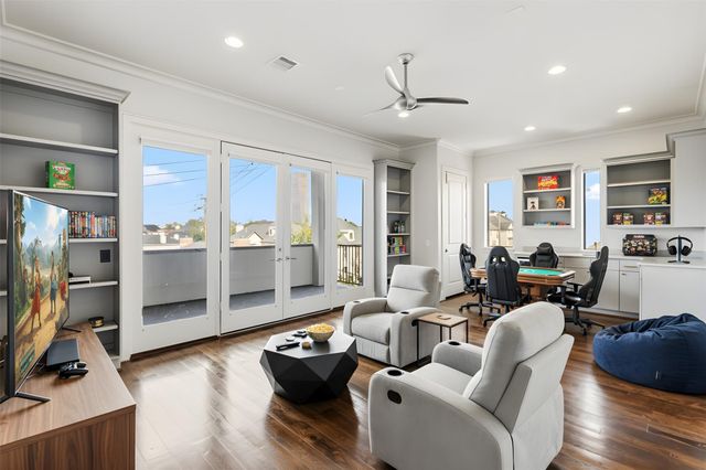 6011 Burgoyne Road A, Houston, TX 77057