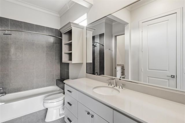 6011 Burgoyne Road A, Houston, TX 77057