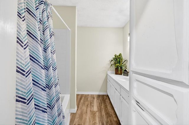 4710 Vail St, Corpus Christi, TX 78413